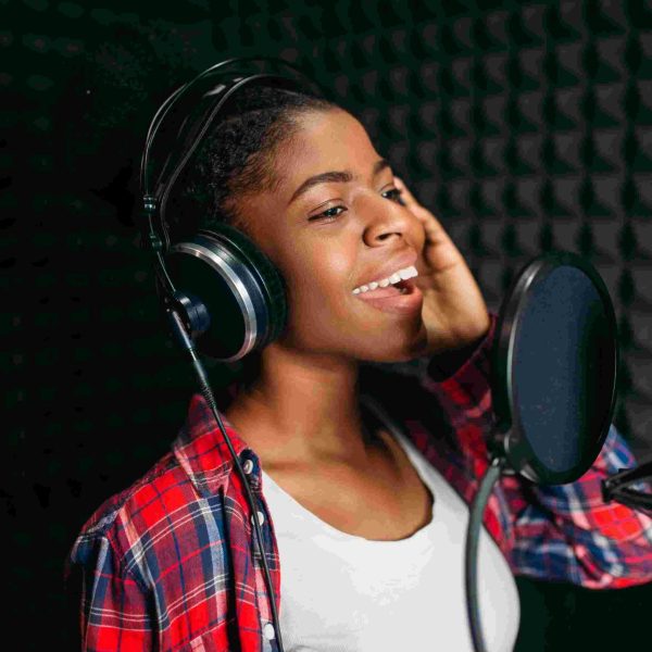 compressed_396 VOCALIST